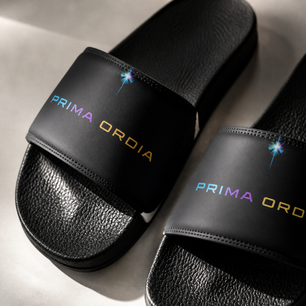 Women's Slides: close contextual detail image.